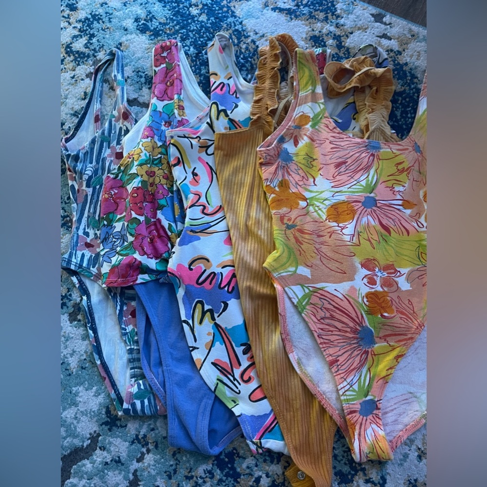 ONE PIECE FLORAL YELLOW TOP